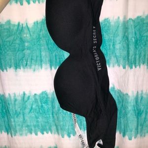 Victoria’s Secret t-shirt bra